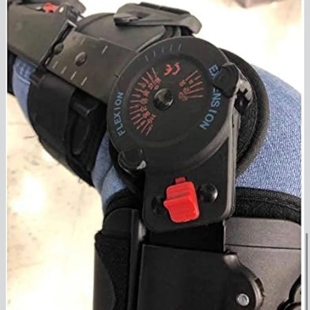 Adjustable Black Hinged Knee Brace with ROM Dial Support
